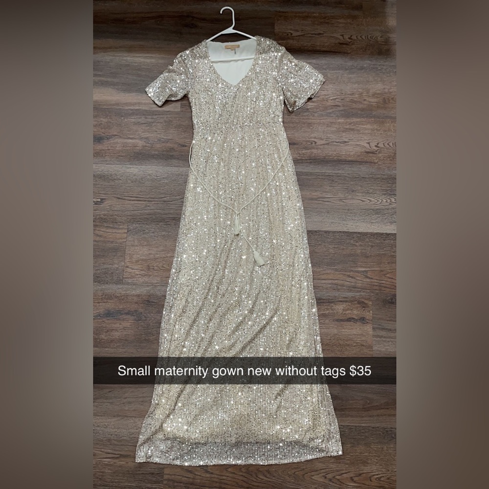 Maternity size small nwot
